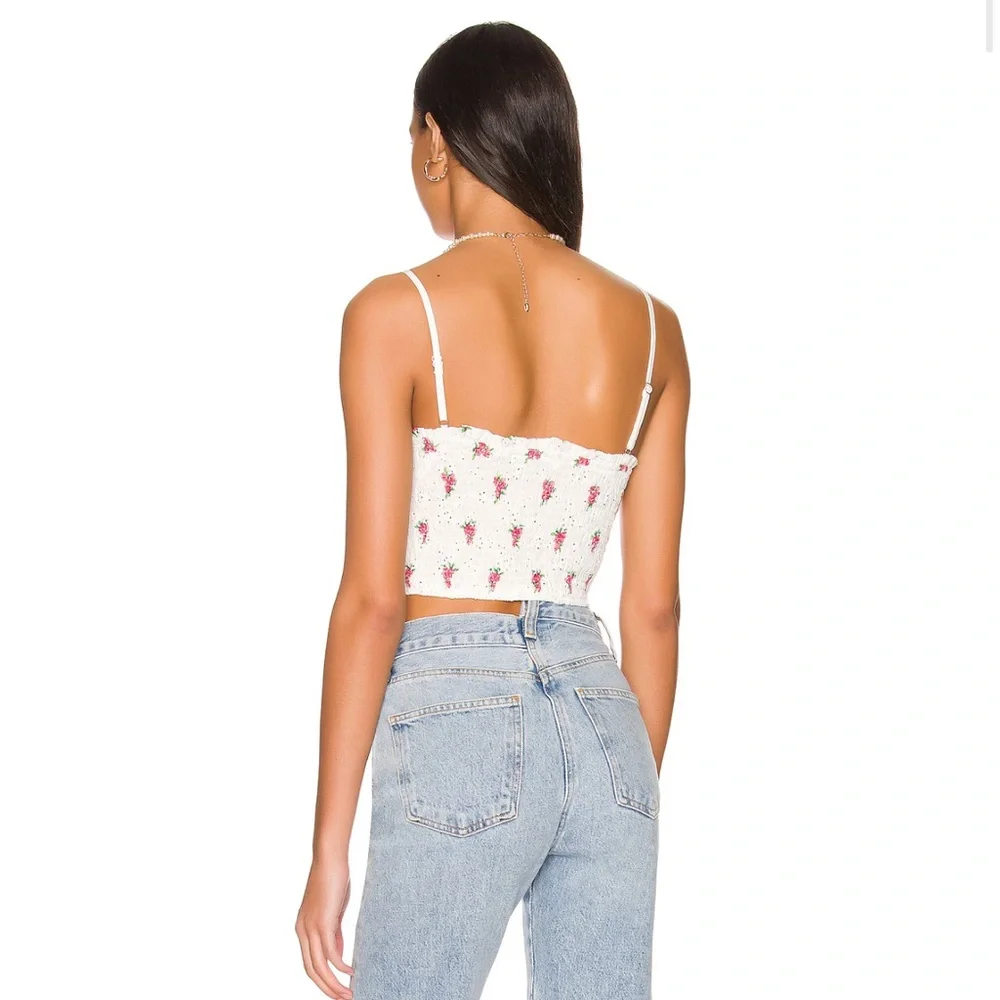 More to come Floral White Crop Top - Picture 4 of 4